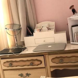 Pottery barn makeup holder